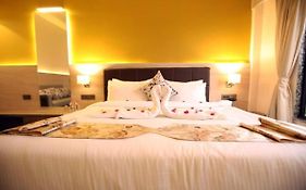 Solitaire Resorts